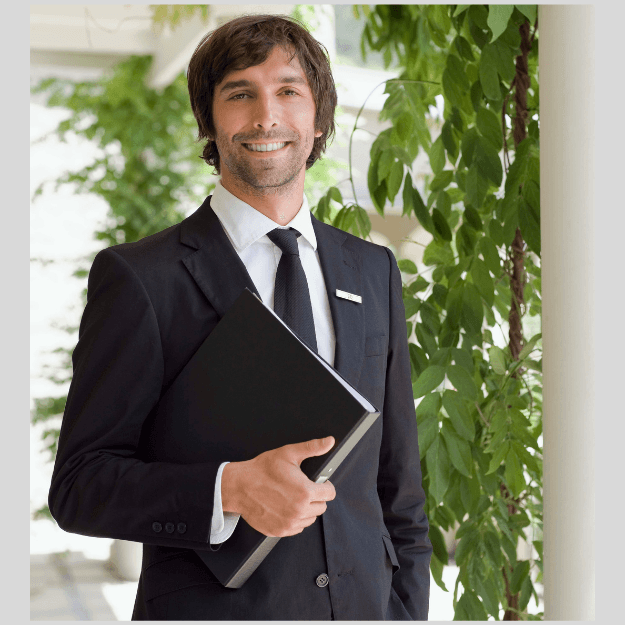 Antonio Hernández, Director Financiero, Boutique Cielo Madrid